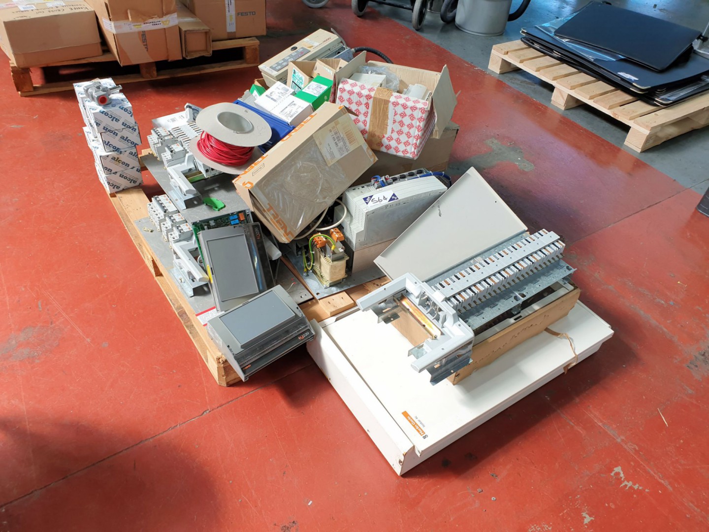 Qty various electrical spares inc: Merlin Gerin, S...