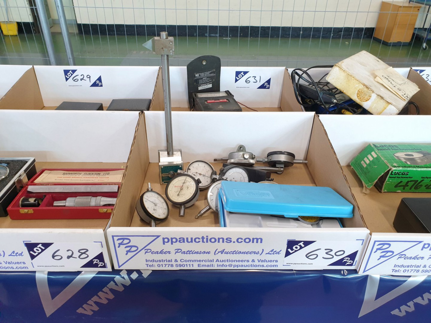 Various indicators & gauges inc: Starrett, Baty, M...