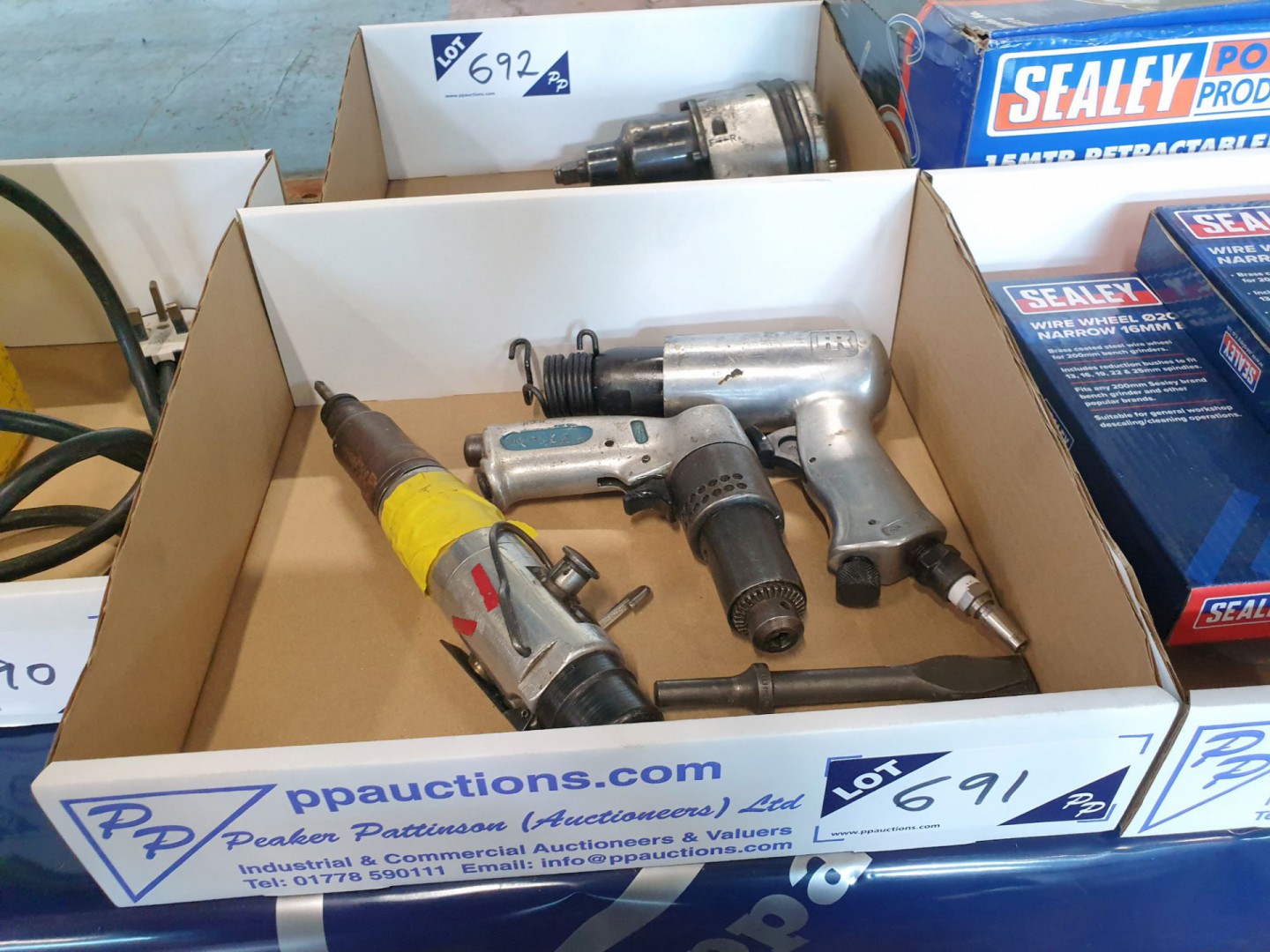 3x RS pneumatic drills