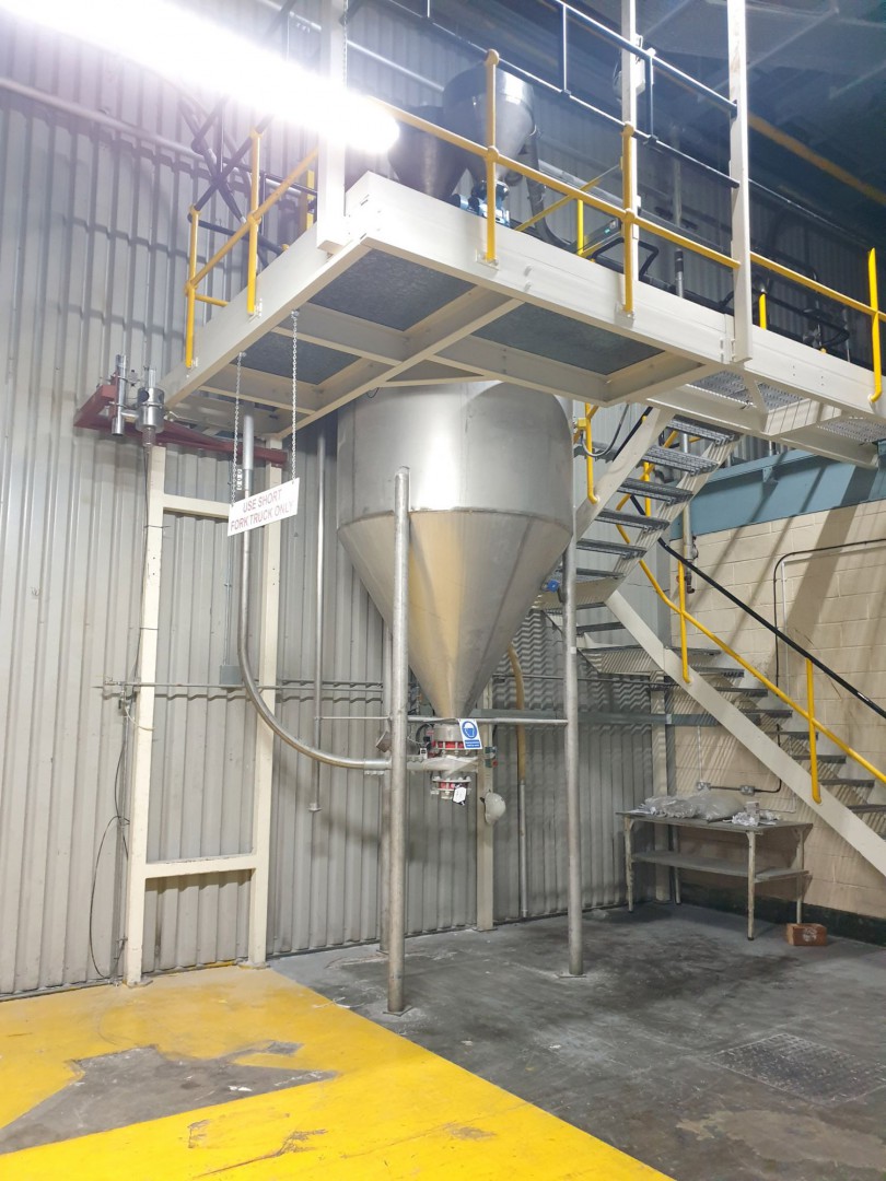 1600mm dia x 1200mm high stainless steel hopper wi...
