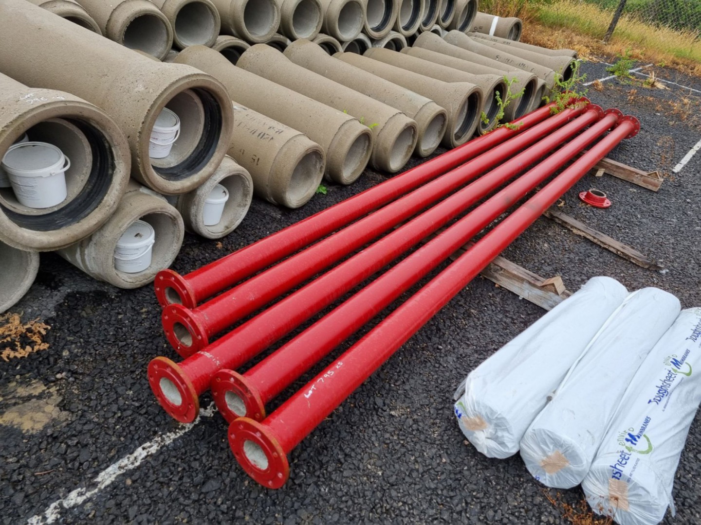 5x 100mm diameter 5mtr long ductile pipe