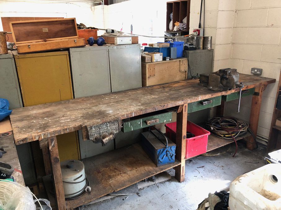 3000x700mm woodworking bench with 2x bench vices