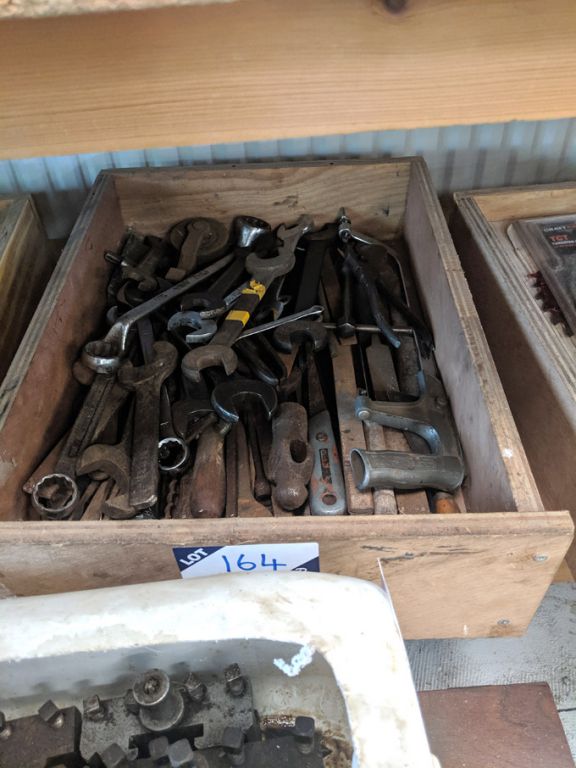 Large Qty various tools inc: hammers, files, spann...