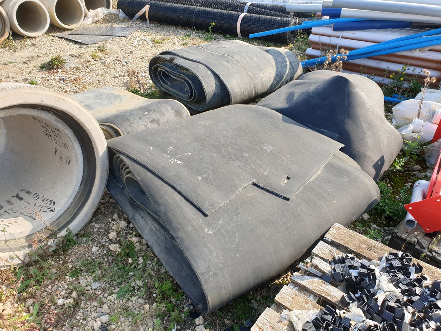 Qty various rubber belt on 4 pallets
