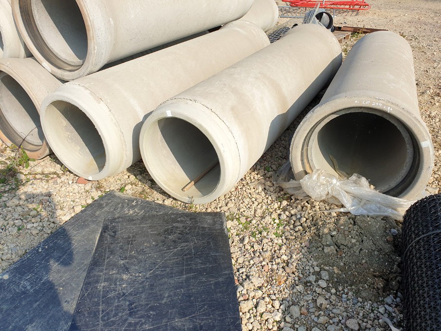 16x CPM 550x2.5m concrete pipes