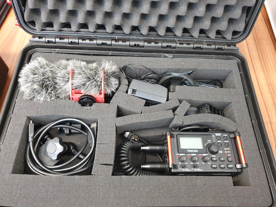 Tascam DR-60D MKII liner PCM recorder with equipme...