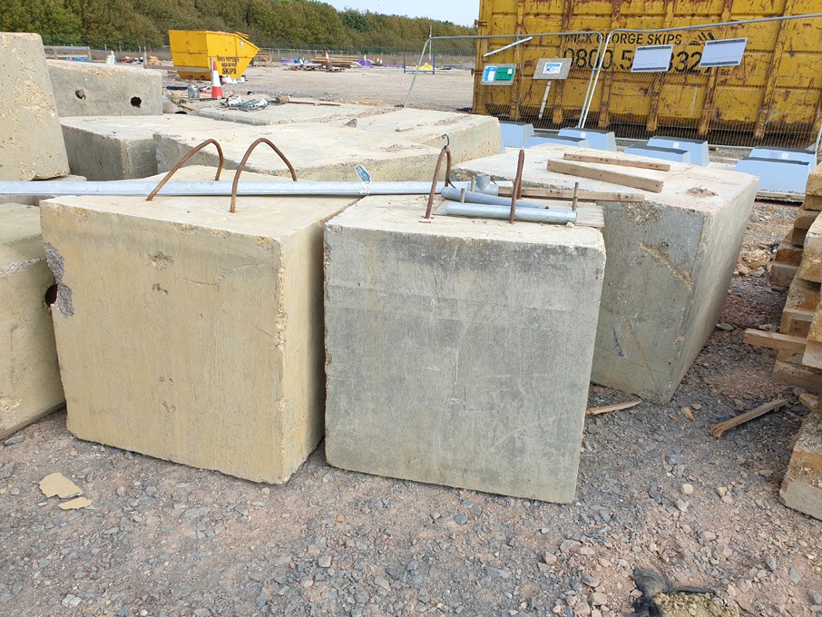 7x various size concrete blocks up to 1400x1400x10...