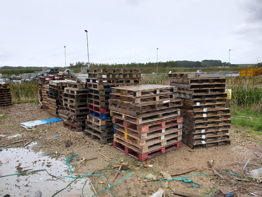 Qty various wooden pallets