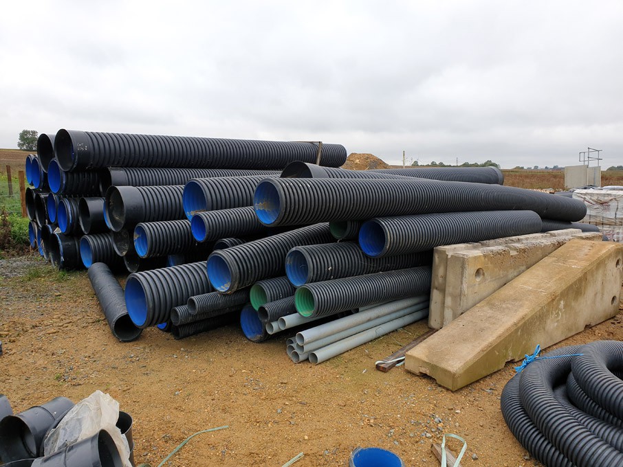 Qty drainage pipe, 150-450mm dia, 94mm grey pipe