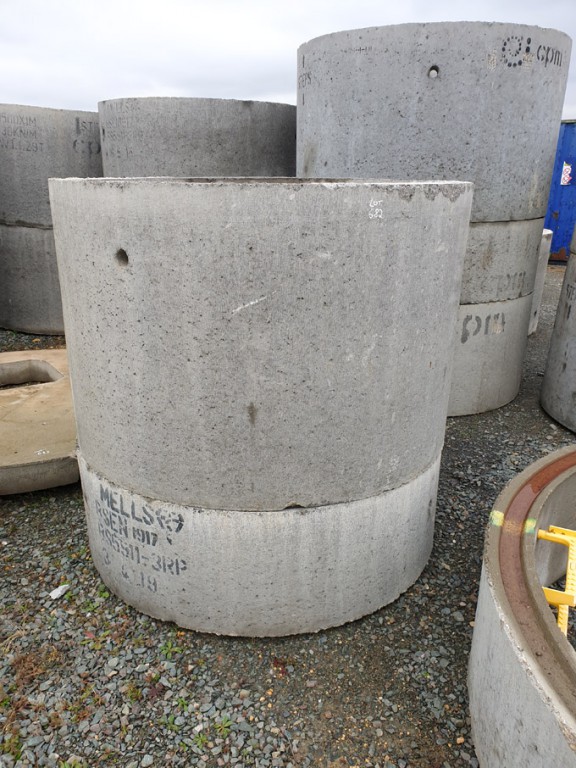 Concrete inspection chambers, 1350x1000mm & 1350x5...