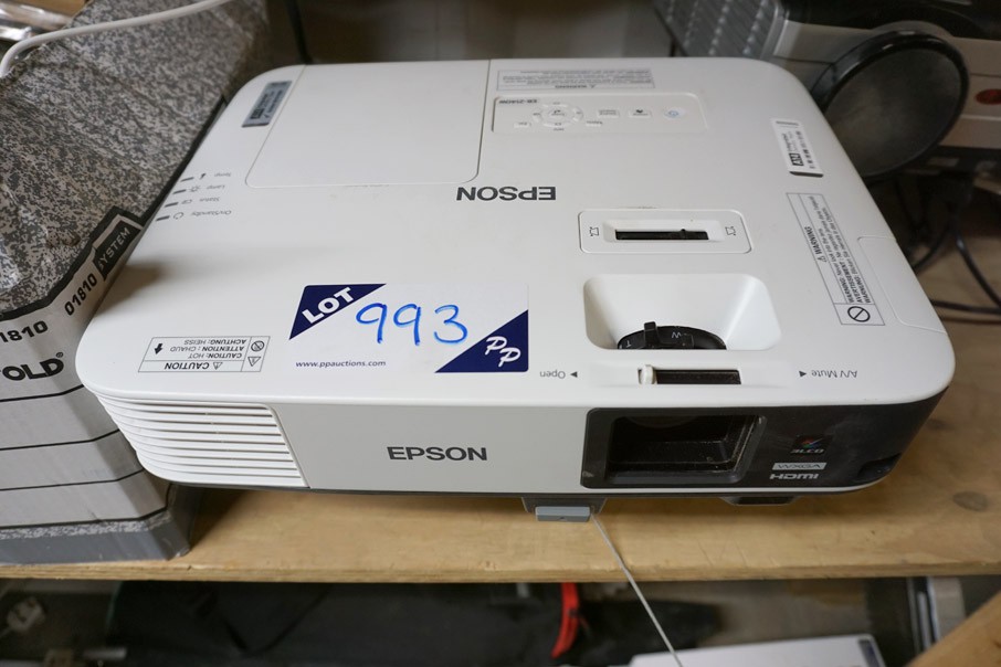Epson H819B LCD projector, HDMI