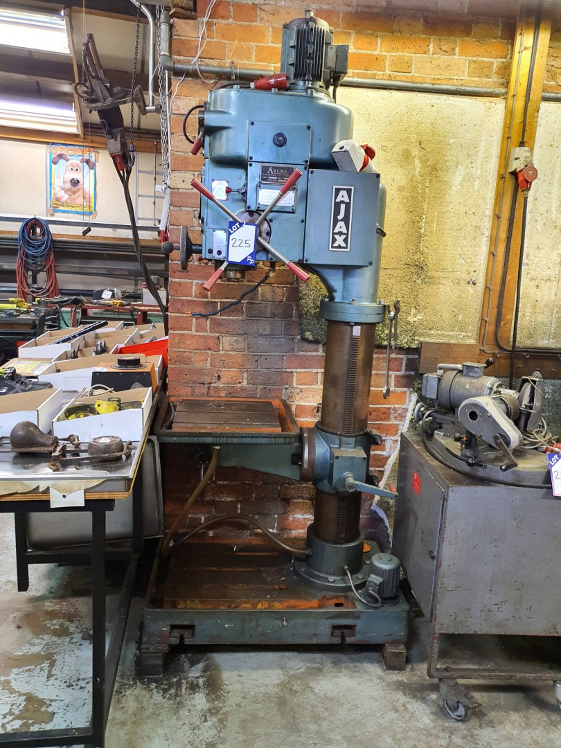Ajax heavy duty single spindle pillar drill, 16x16...