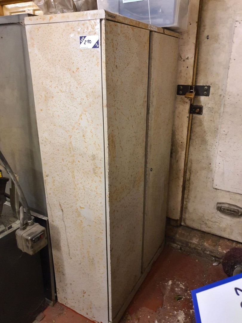 Bisley 2 door metal storage cupboard, 1800x900x450...