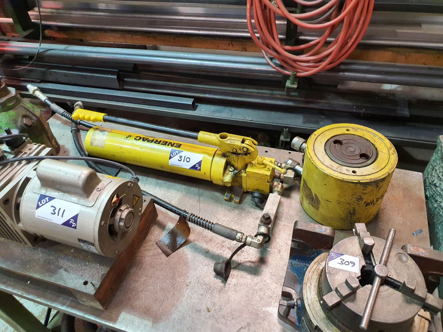 Enerpac RR-1502 hydraulic Jack & manual pump