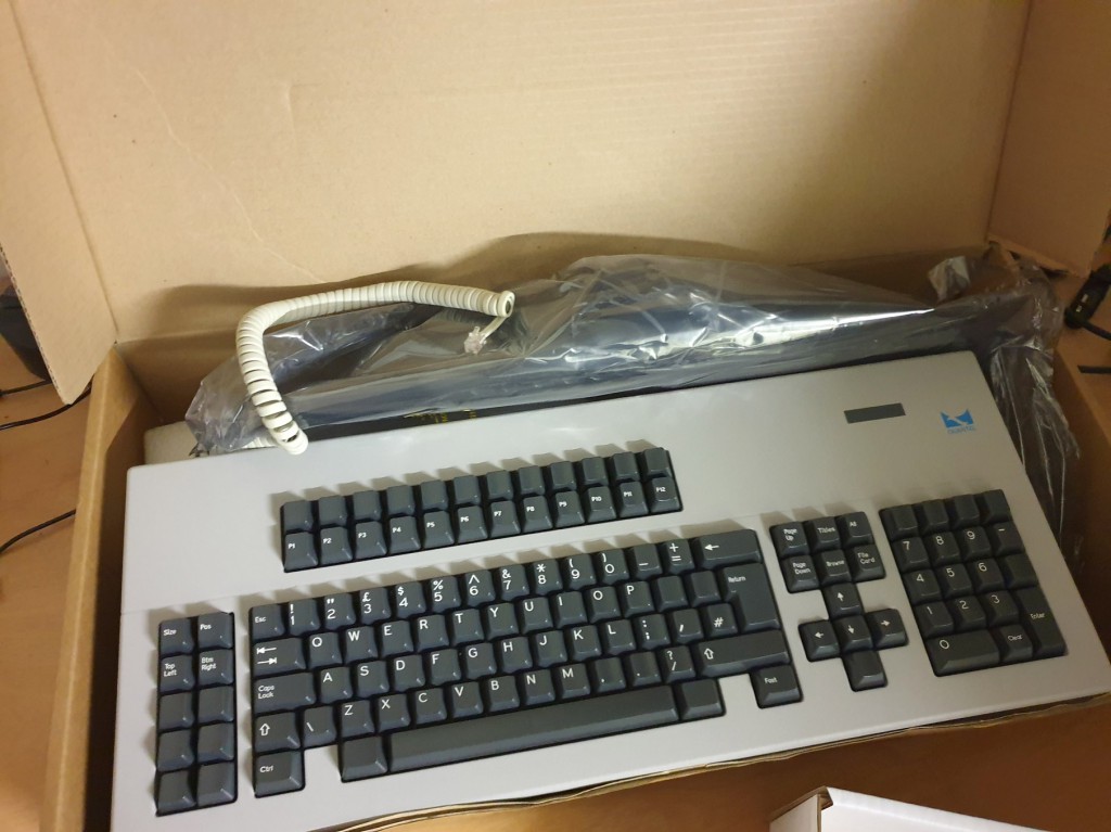 Quantel access keyboard (boxed & unused)