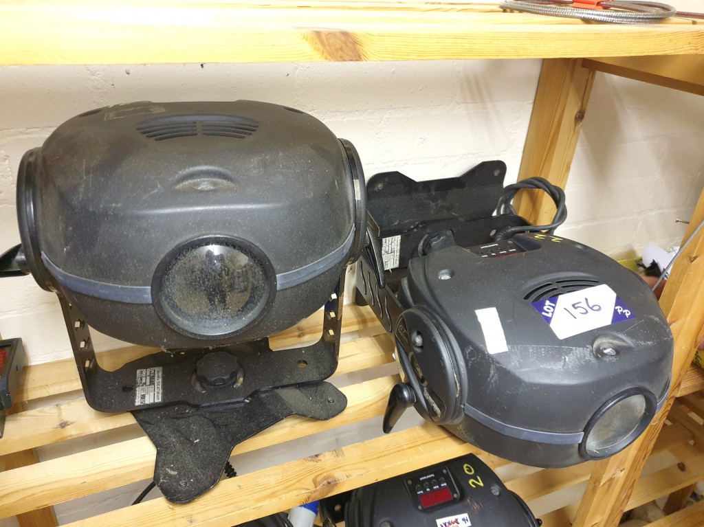 2x Robe Colour Mix 150 Wash AT Series moving head...