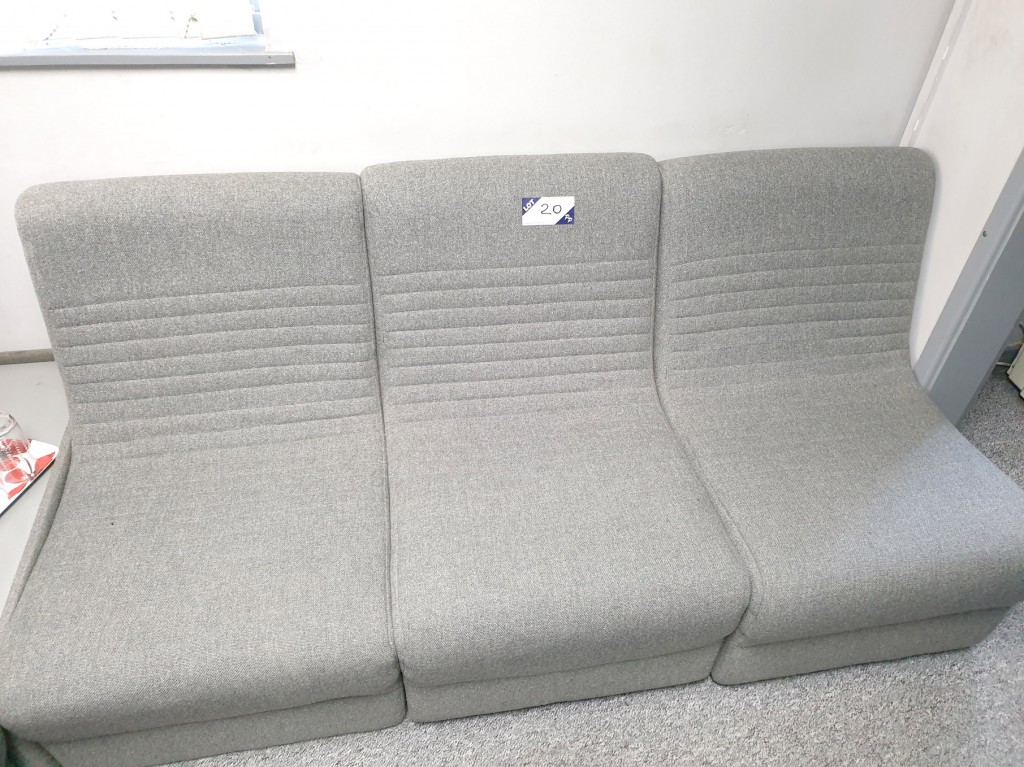 6x grey upholstered reception seats