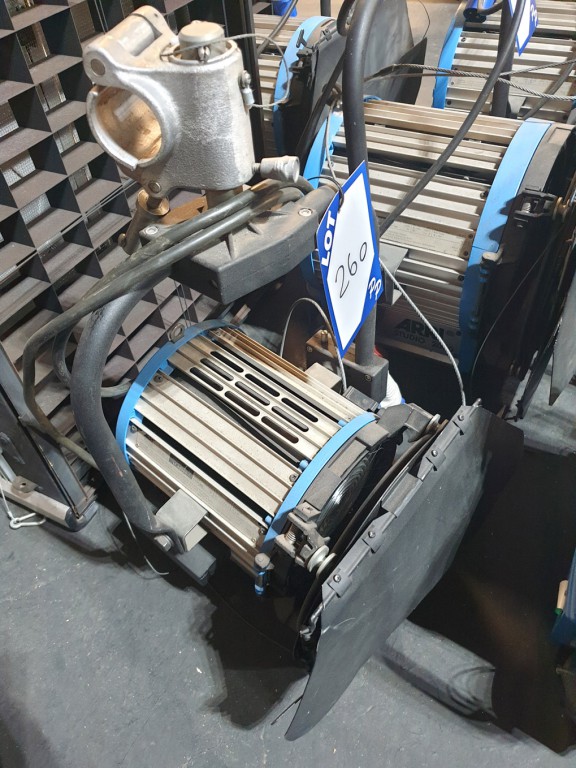 Arri 1000 tungsten studio spot light, 1000W
