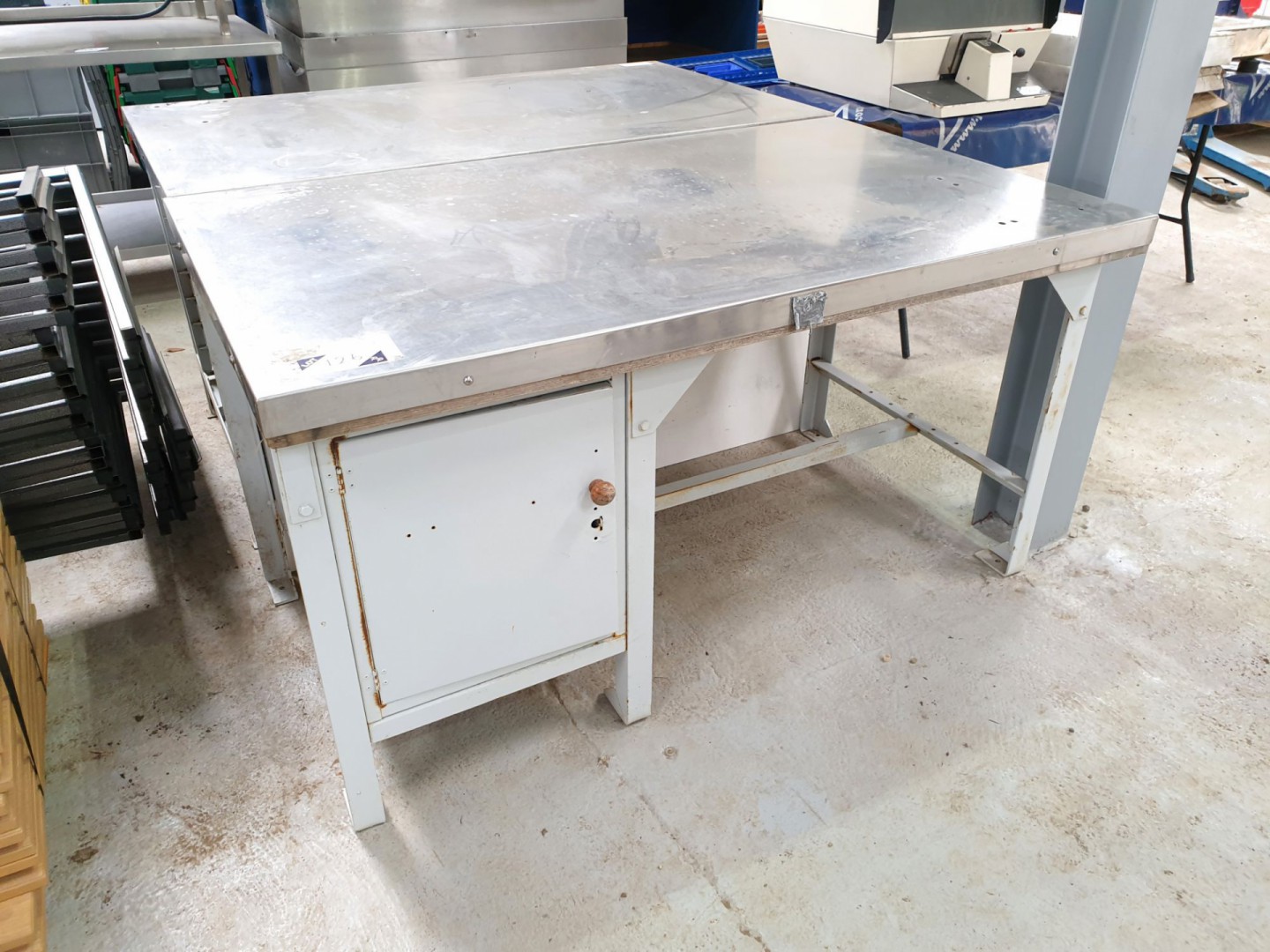 Stainless steel top metal frame workbench, 1560x92...