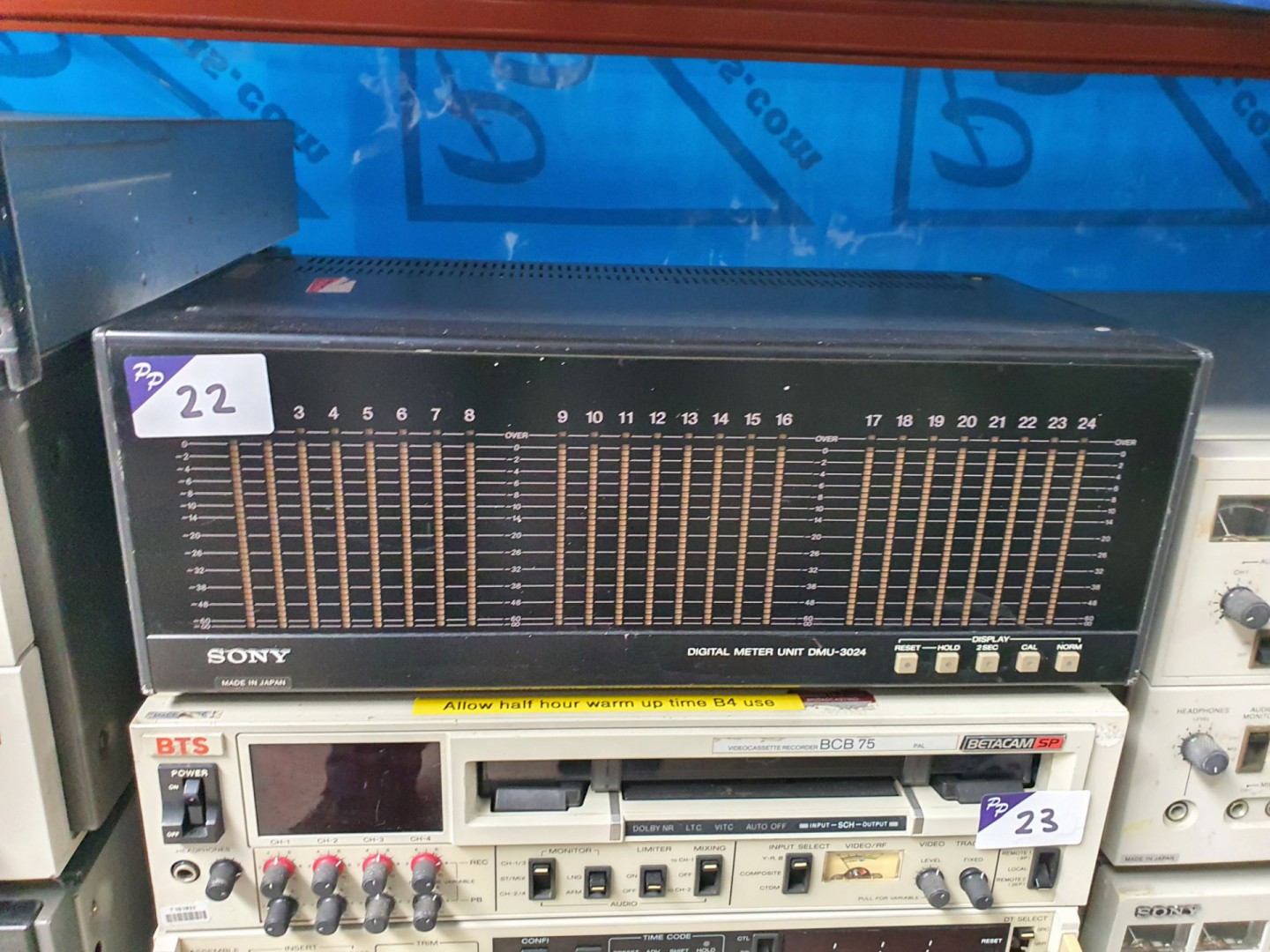 Sony DMU-3024 digital meter unit