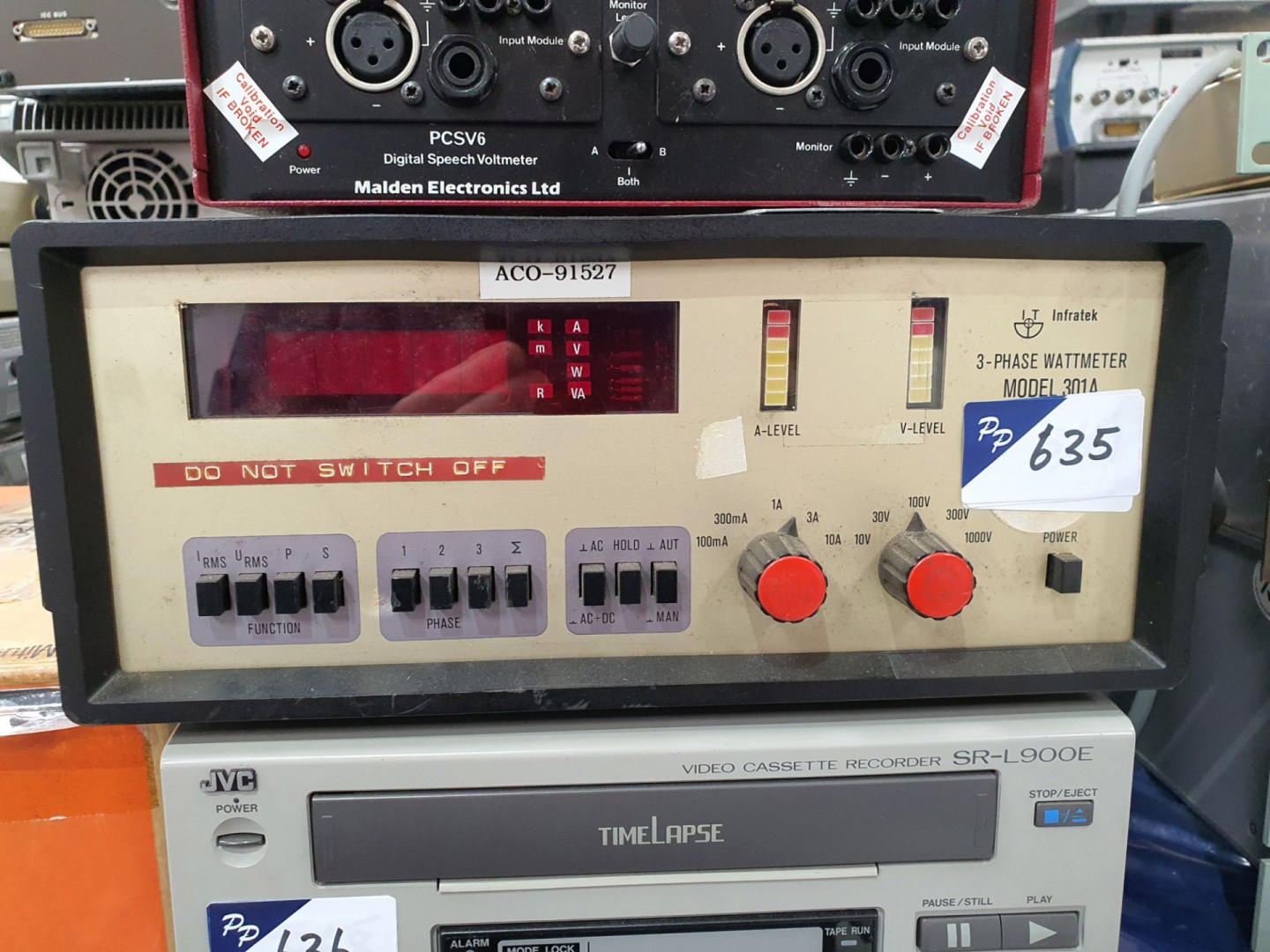 Infratek model 301A 3 phase watt meter (X137)