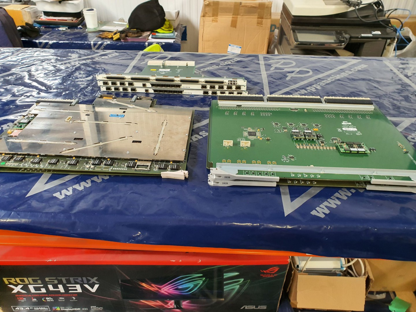 2x Grass Valley Sirius 830 router monitor (Model 5...
