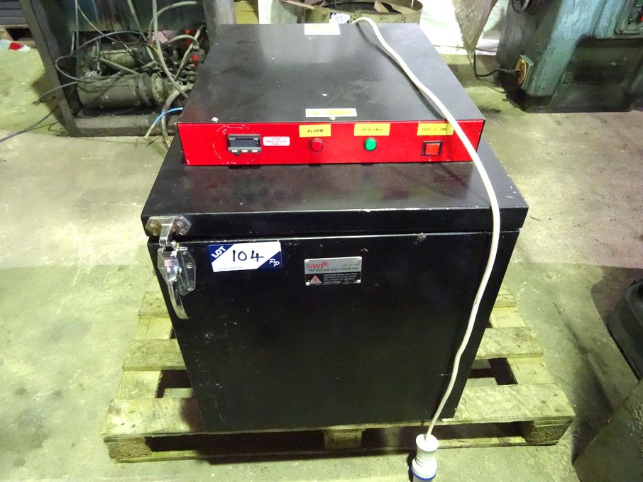 SWP 300degC electrode oven, 110v / 240v, 450x450mm...