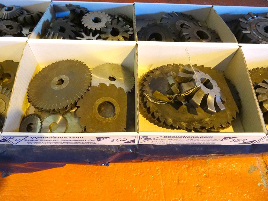 Qty HSS side & face milling cutters to 8" approx i...