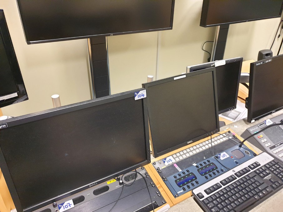 5x Dell, Sharp various size LCD monitors