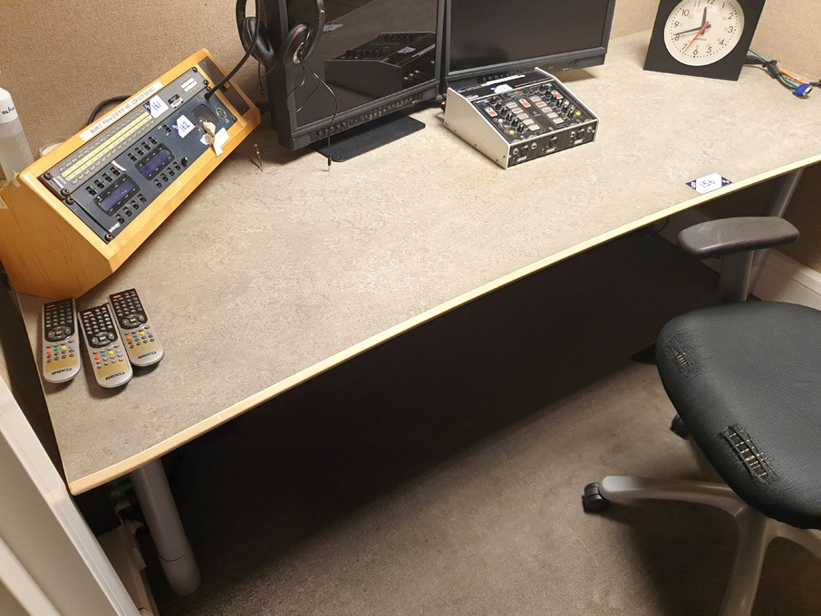 2100x830mm Custom Consoles curved desk