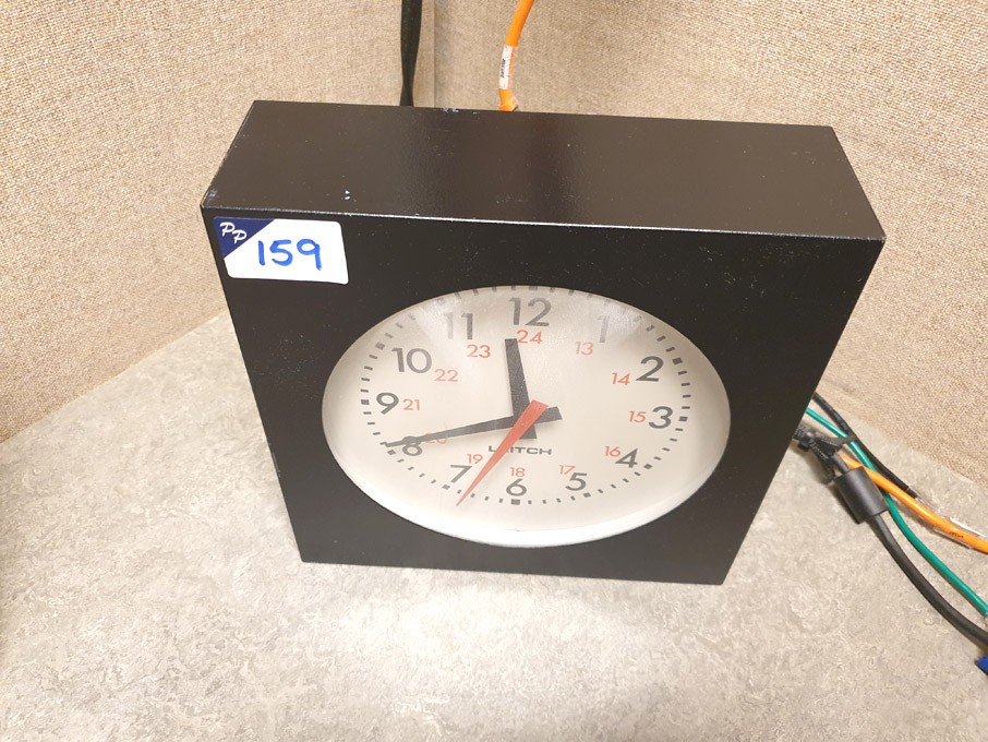Leitch DAC-5008 studio clock