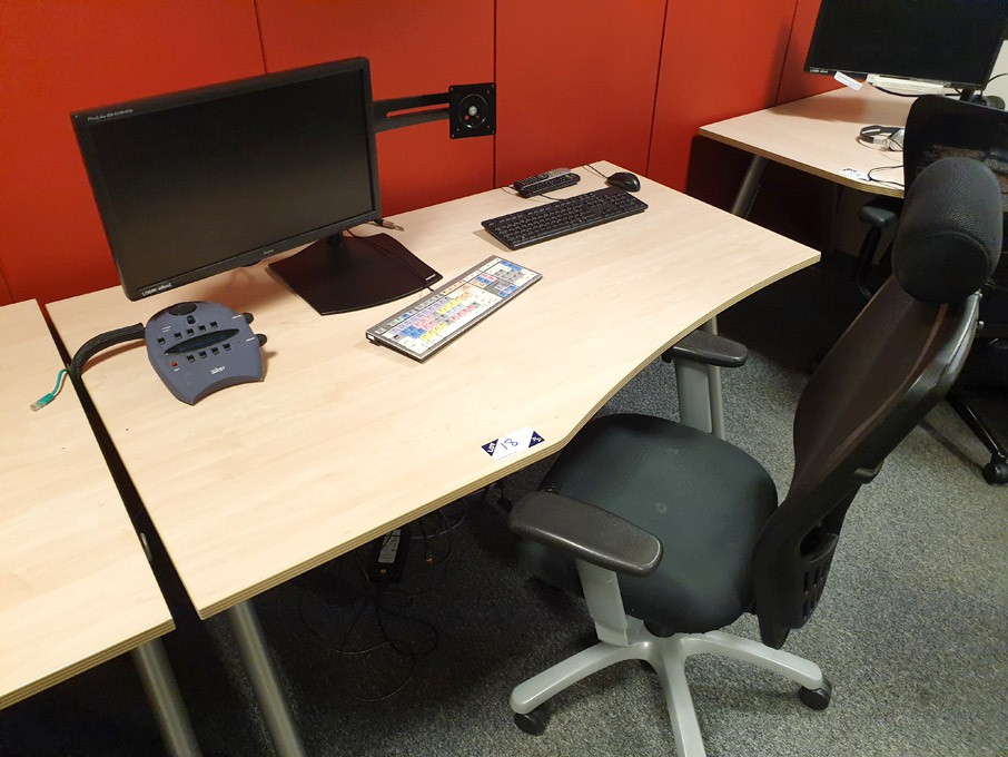 Maple 1600x1000mm curved desk with LCD monitor, Er...