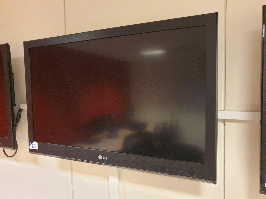 LG 32LV355C 32" colour LED LCD TV (no remote)