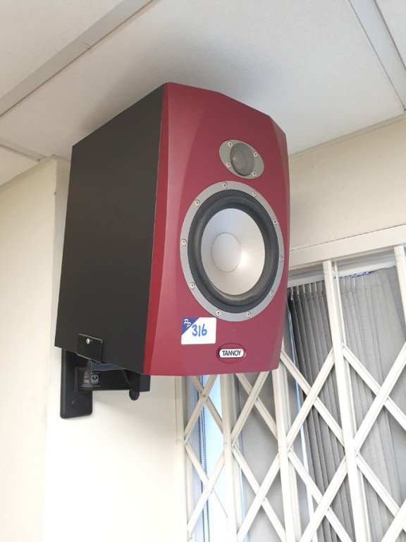 2x Tanoy Reveal 6P speakers with wall brackets