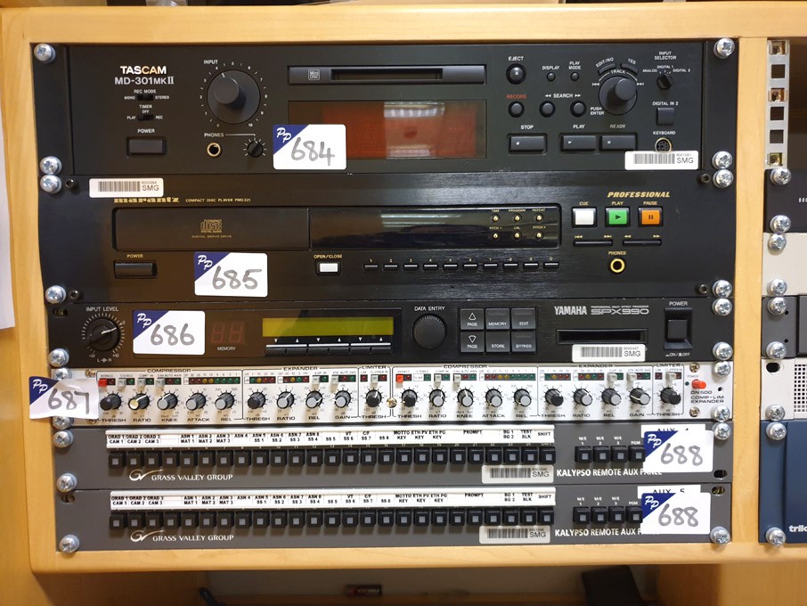 Tascam MD-301mkII MD recorder
