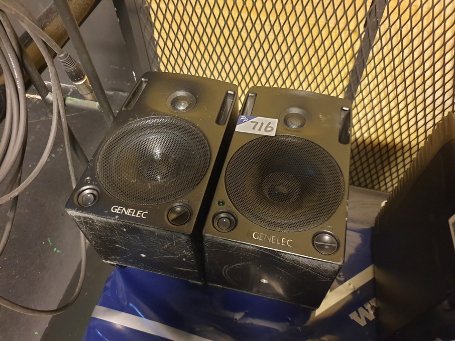 2x Genelec 1029A active monitor speakers