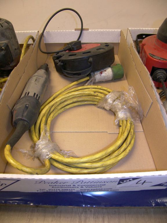 Bosch 265v, 200Hz hand drill & 240v extension lead
