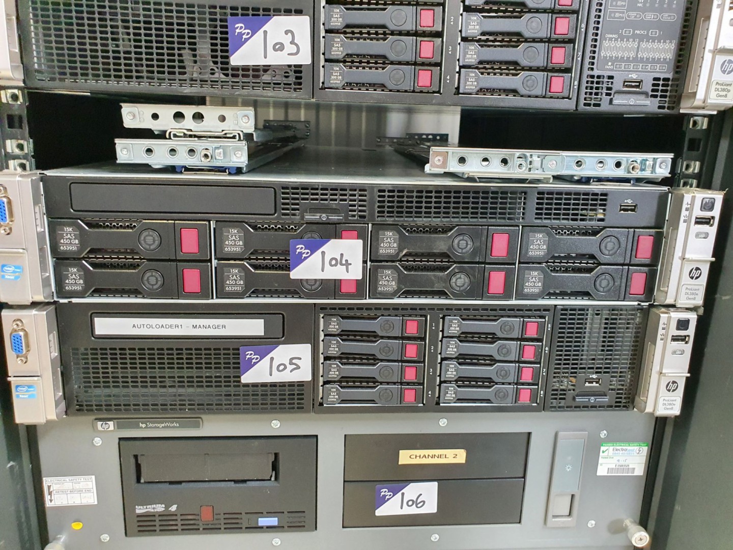 HP ProLiant DL380e Gen8 Intel Xeon rack type serve...