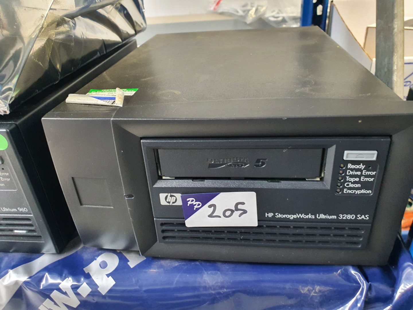 HP StorageWorks Ultrium 3280 SAS tape drive