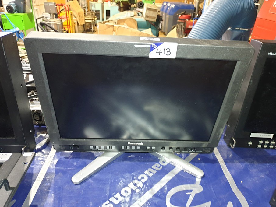 Panasonic BT-LH1700WE multiformat monitor