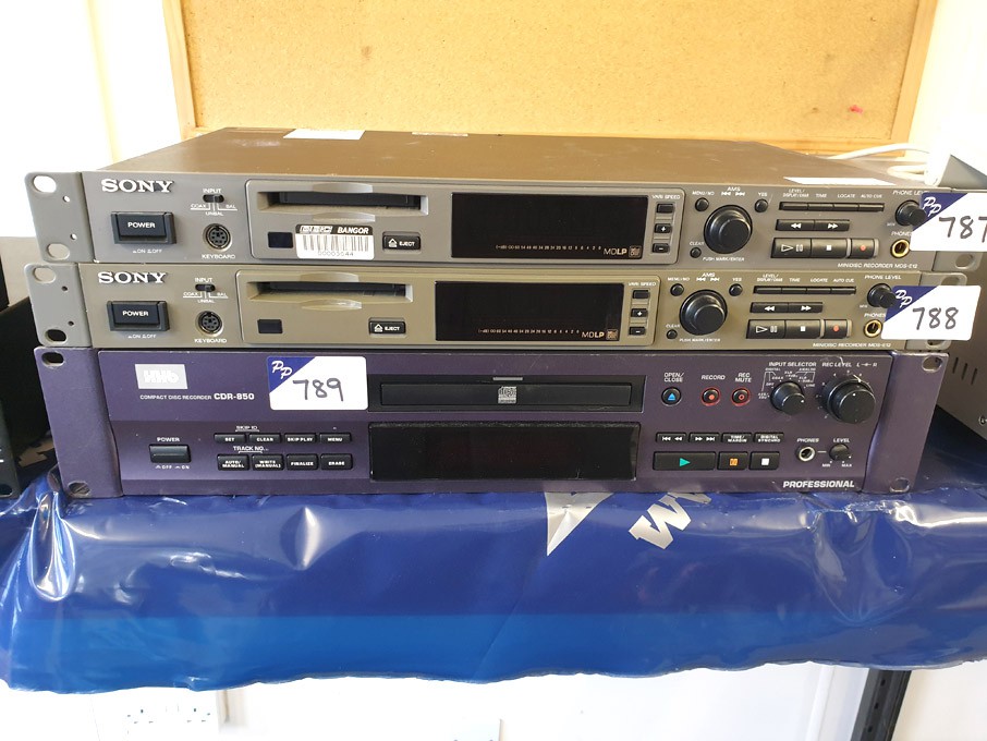 HHB CDR-850 compact disc recorder