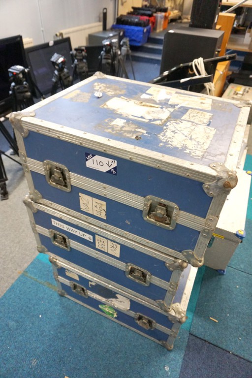 3x stackable flight storage cases