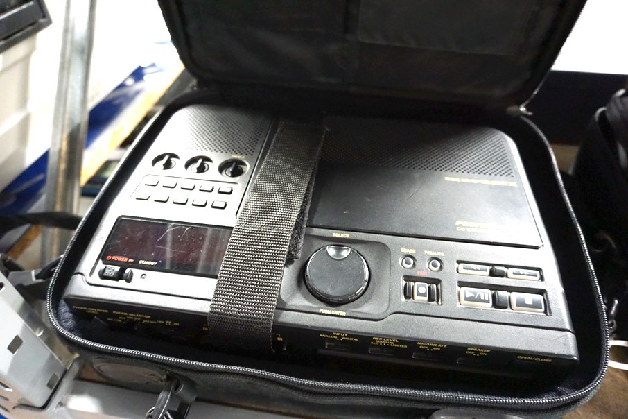 Marantz CDR300 professional CD recorder in carry c...