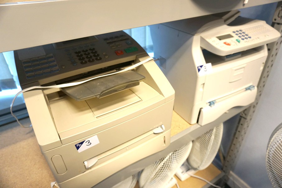 2x A4 fax machines
