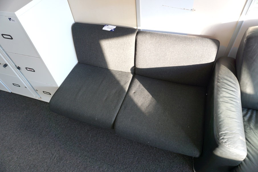 2x black upholstered reception seats