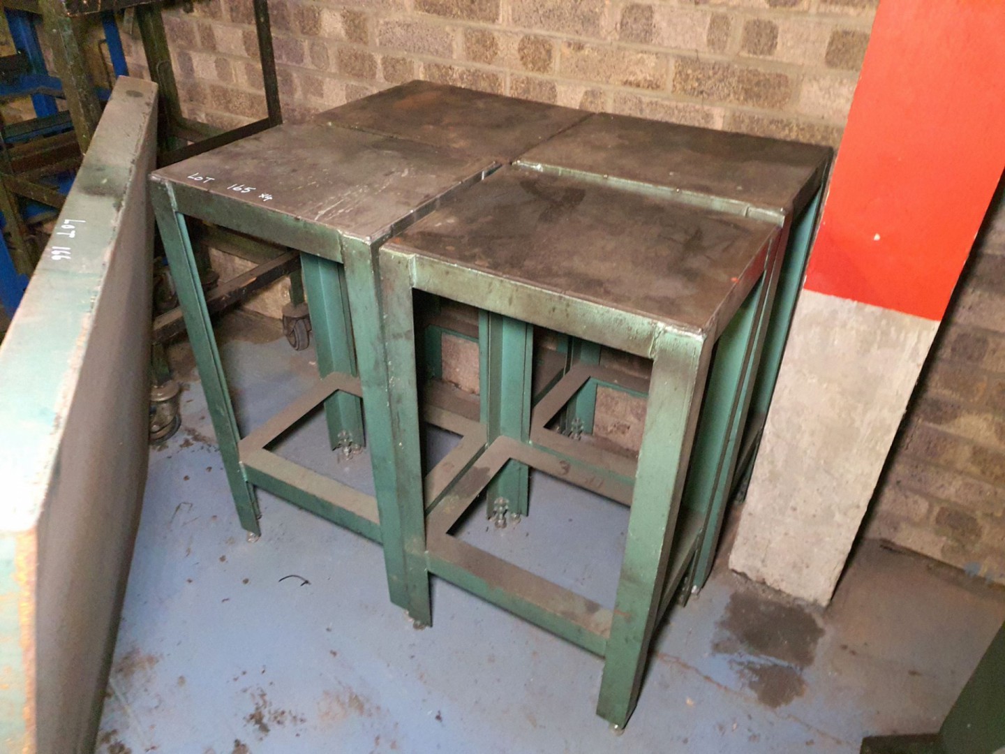 4x mobile product trolleys, 330x400x600mm