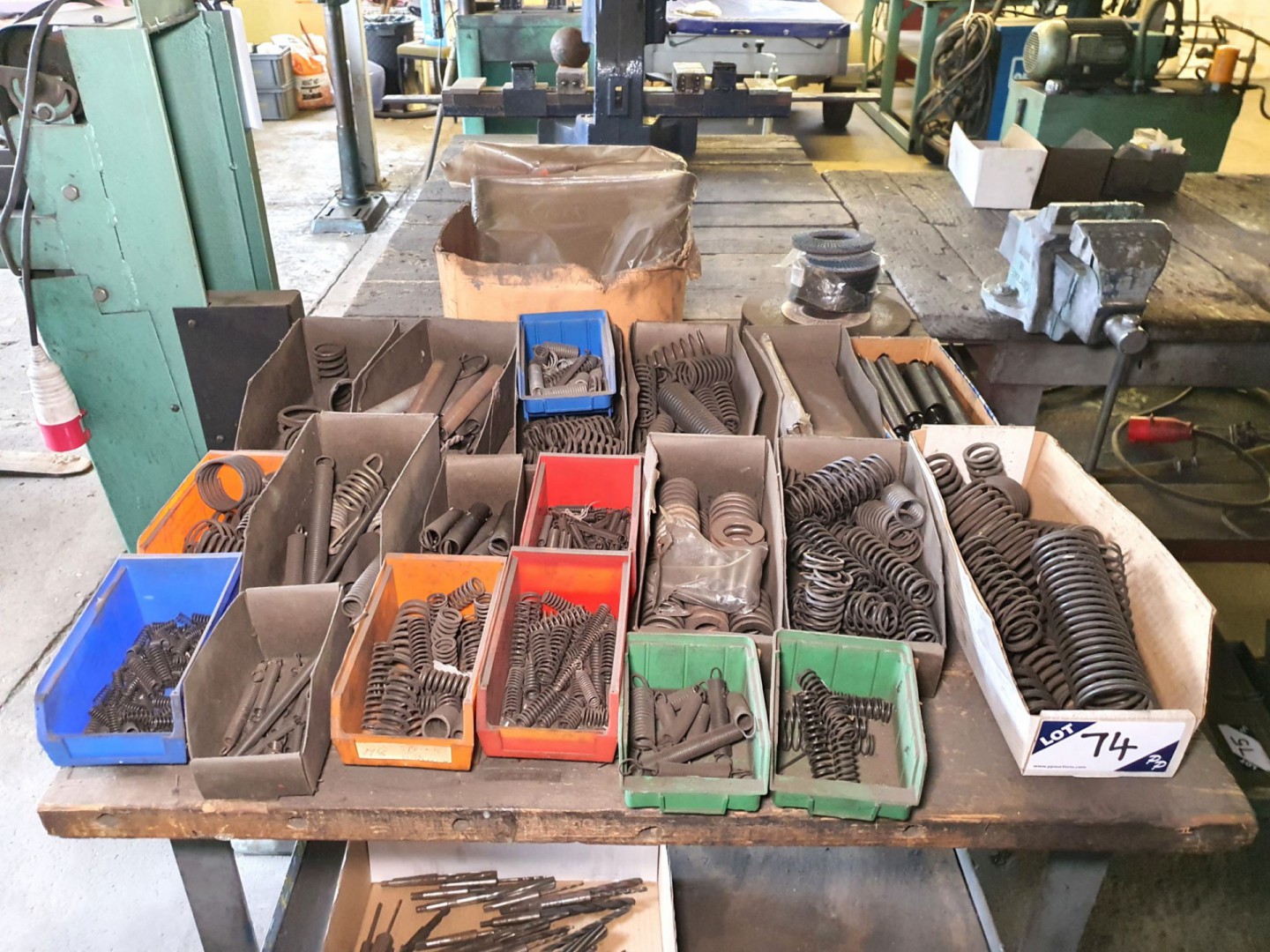 Qty various size springs etc