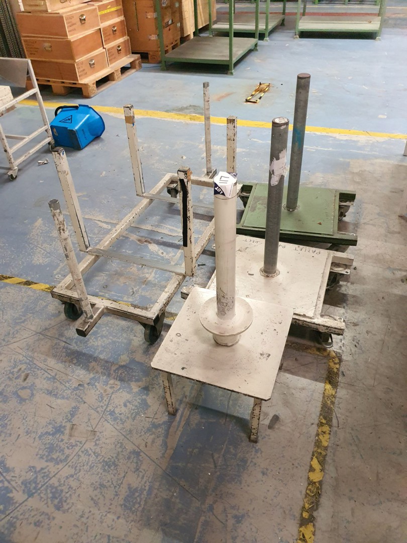 4x various production stands