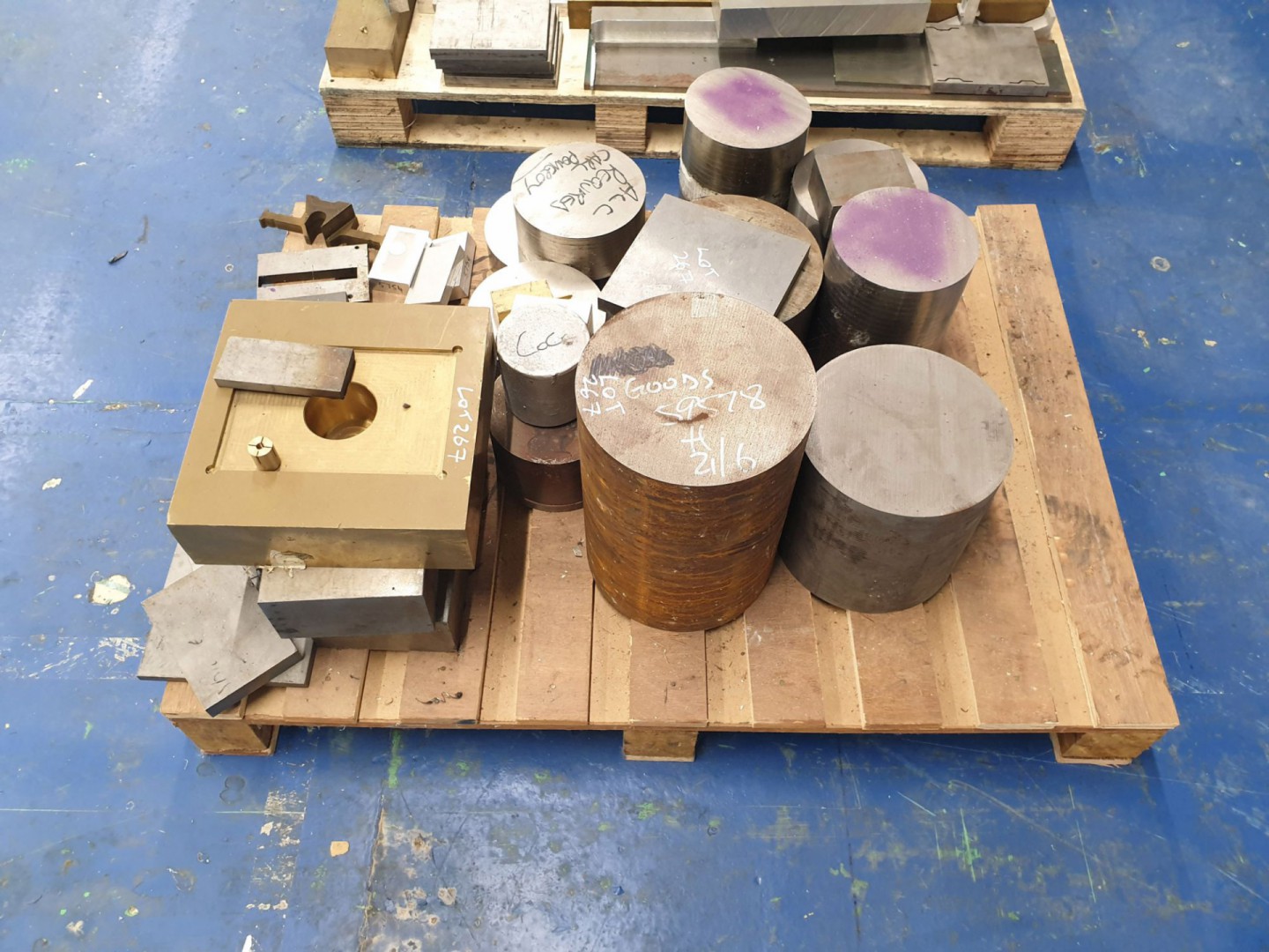 Qty bar stock inc: 174 stainless steel, mild steel...