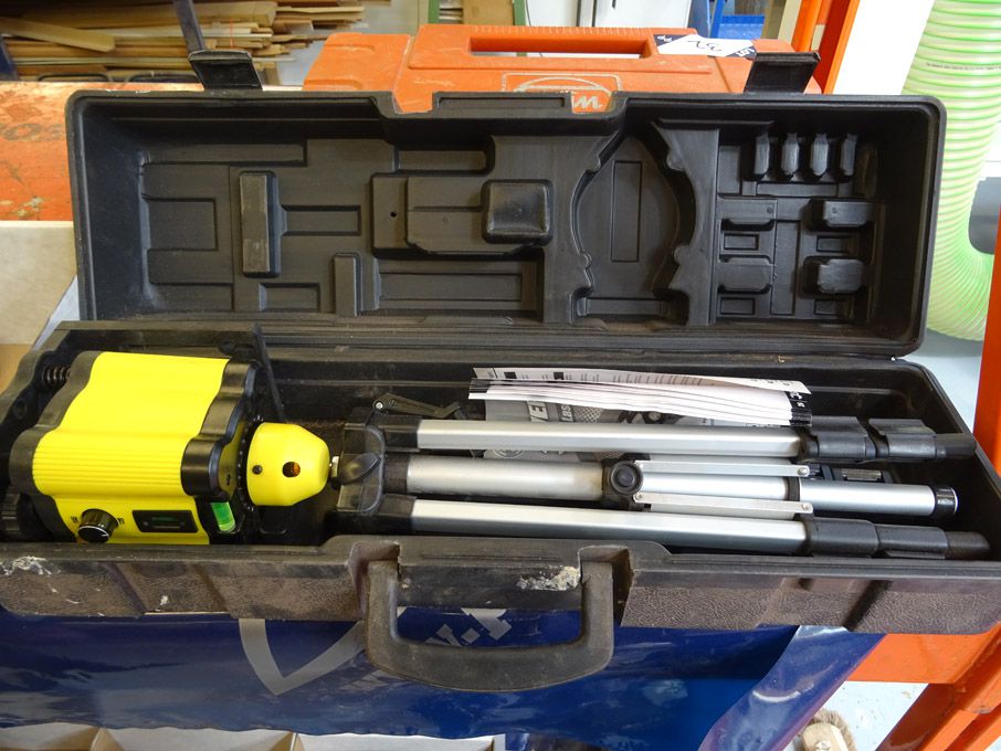 Silverline rotary laser level kit in carry case